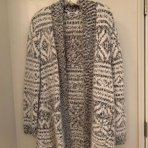 BB Dakota A Star Is Warm Eyelash Yarn Cardigan